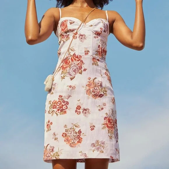 Floral print mini linen dress - Picture 8 of 16